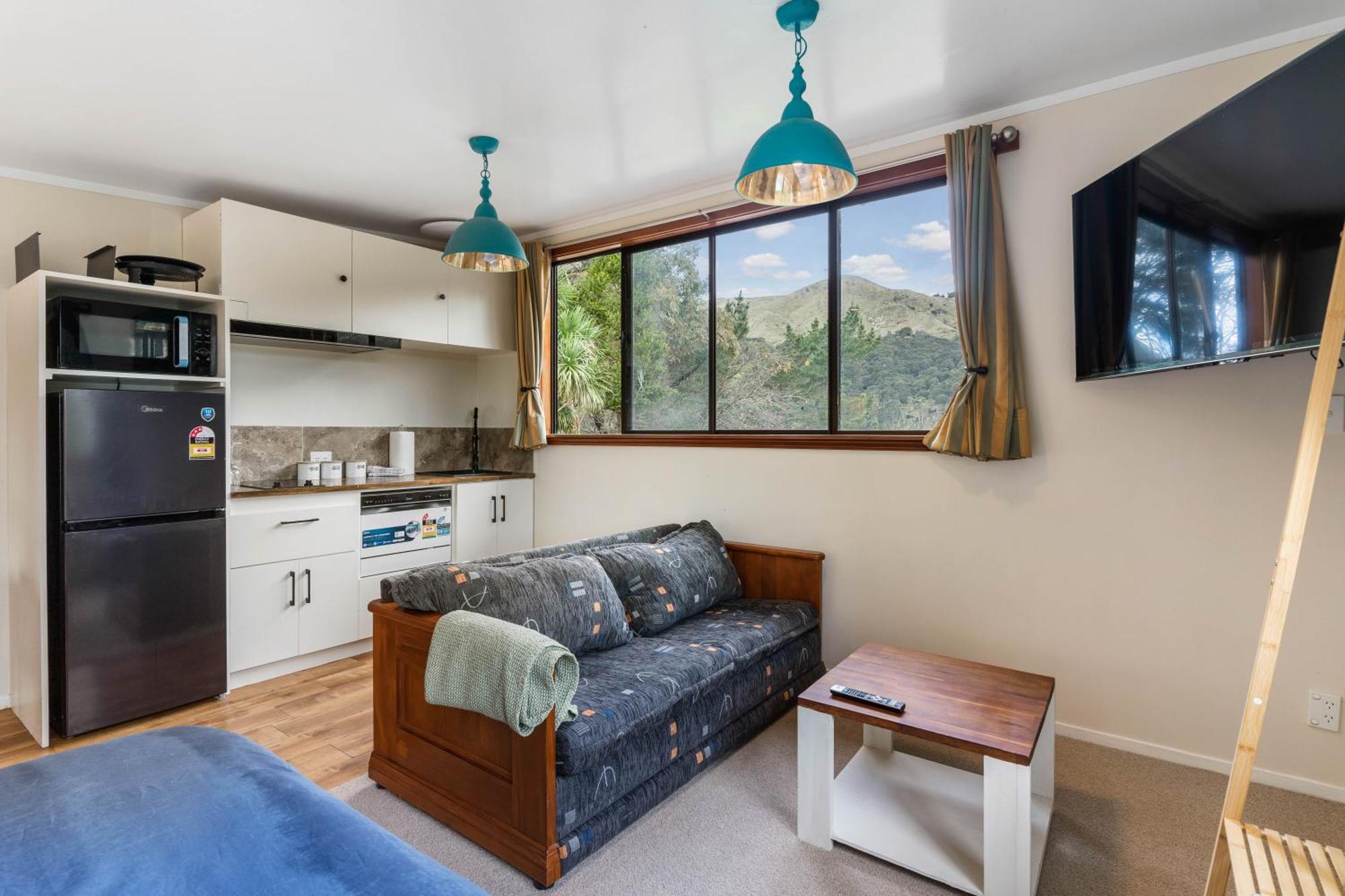 River Valley Escapes Apartment Thames